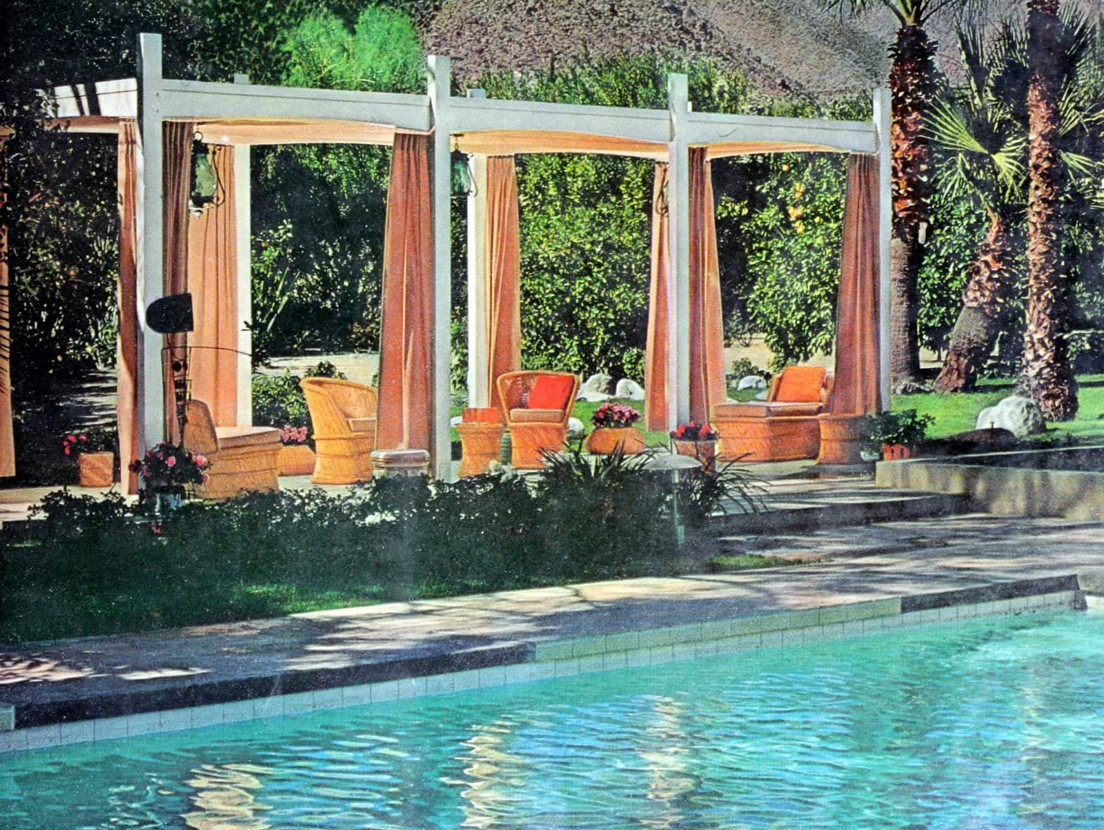 A posh poolside retreat in Palm Springs, California (1969)