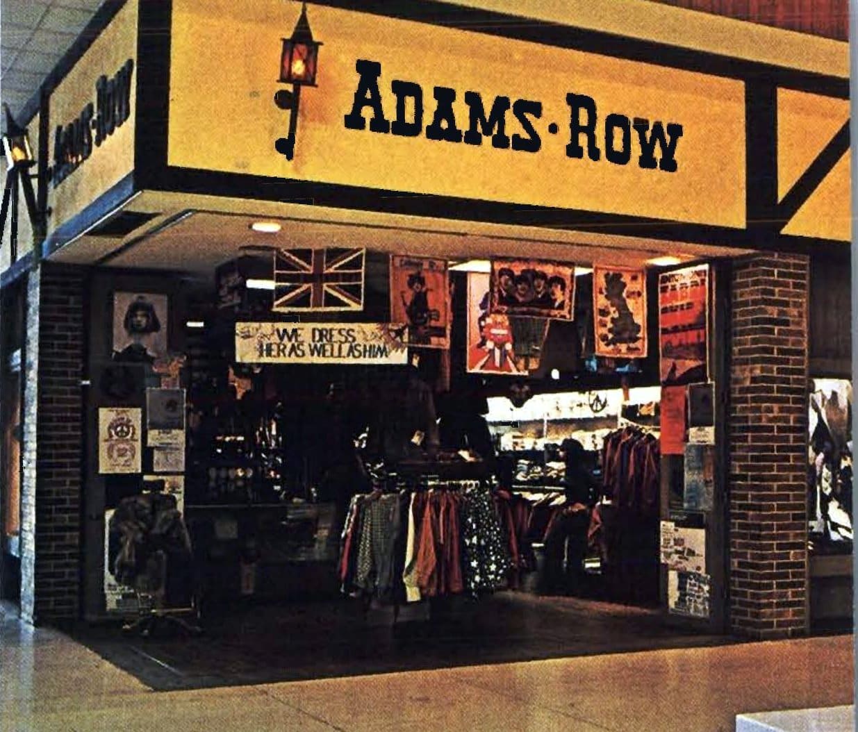 Adams Row clothing store (1970)