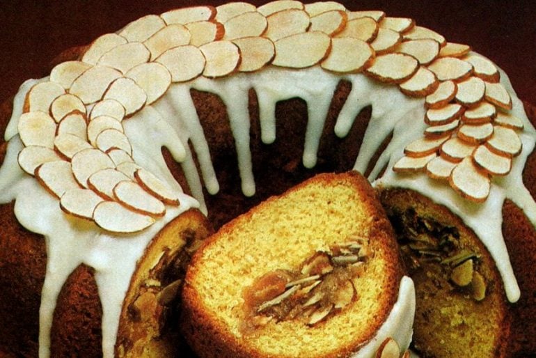 Almond sherry cake recipe (1981)