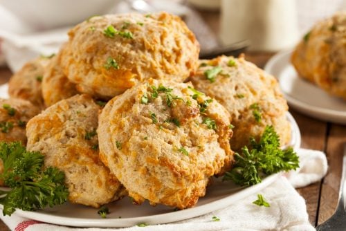 Red Lobster biscuit recipe: Copycat Cheddar Bay Biscuits