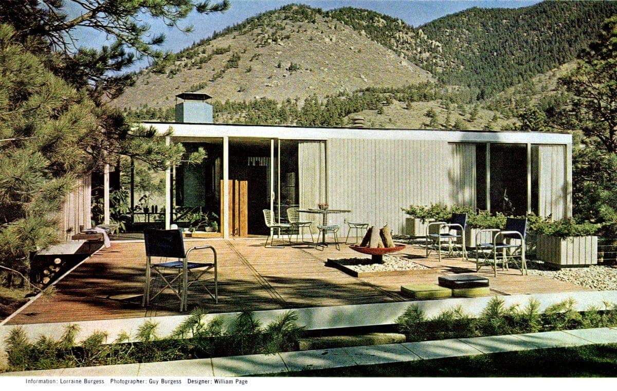 Flat 1960s patio decking on desert home