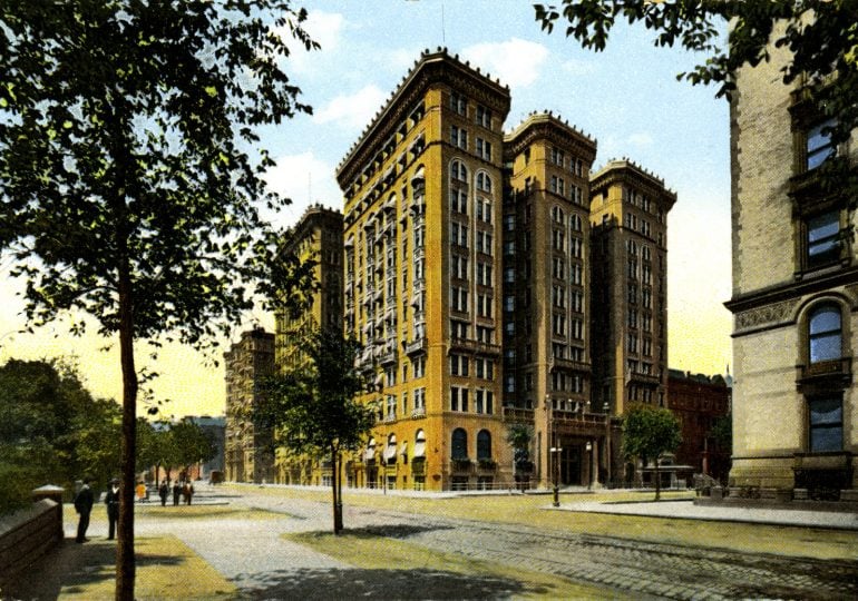 Hotel Majestic and Central Park West, New York