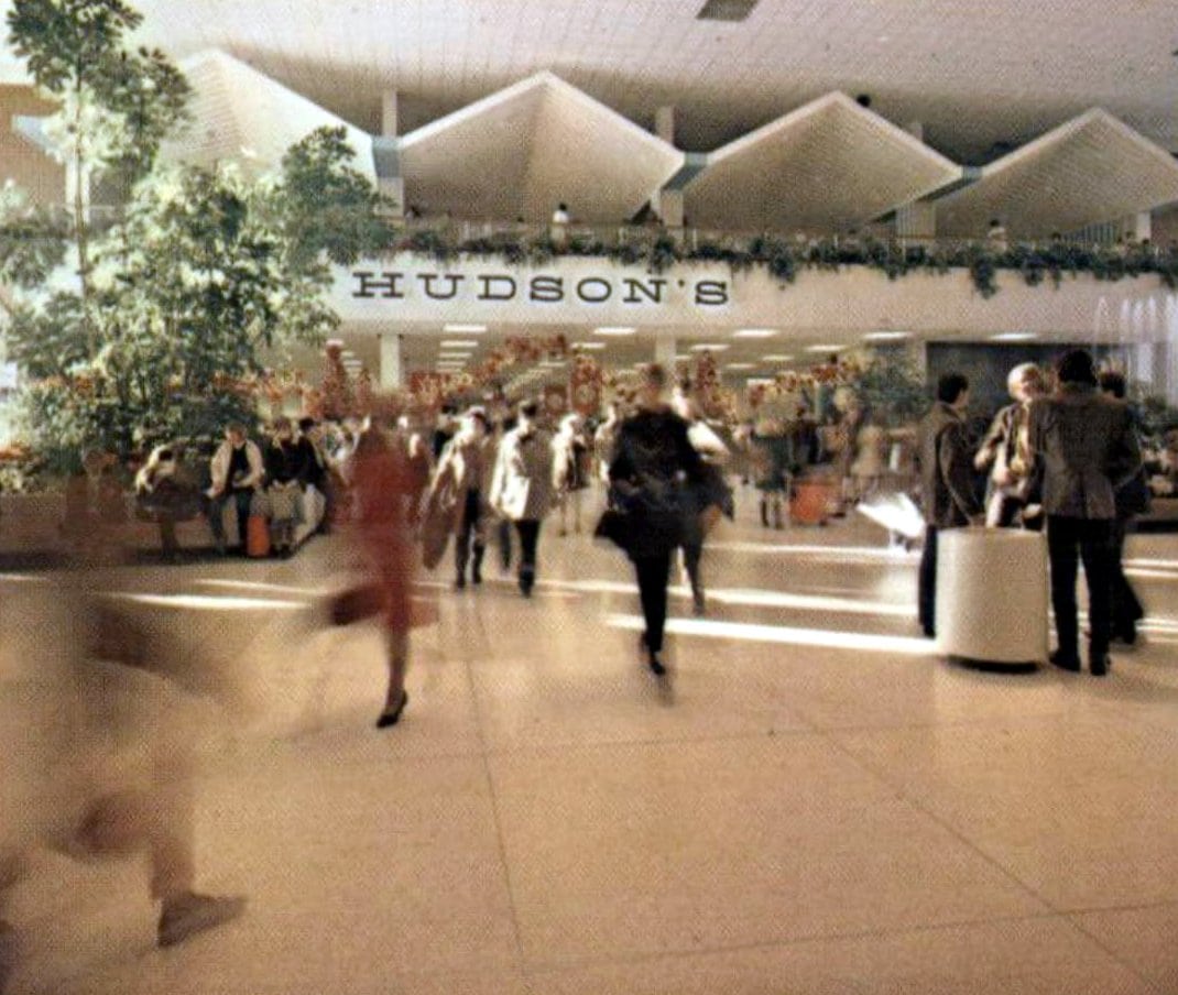 Hudson's store at Oakland Mall - Troy, Michigan (1969)