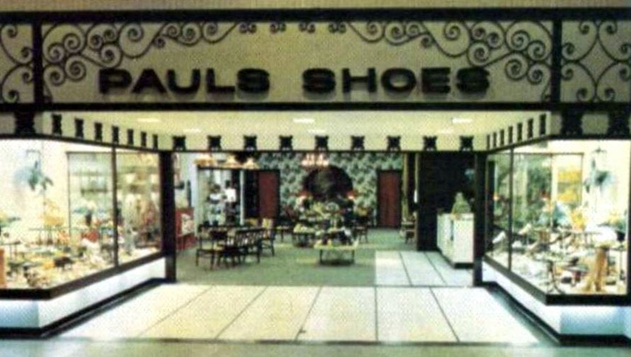 Paul's Shoes - Mall store (1968)