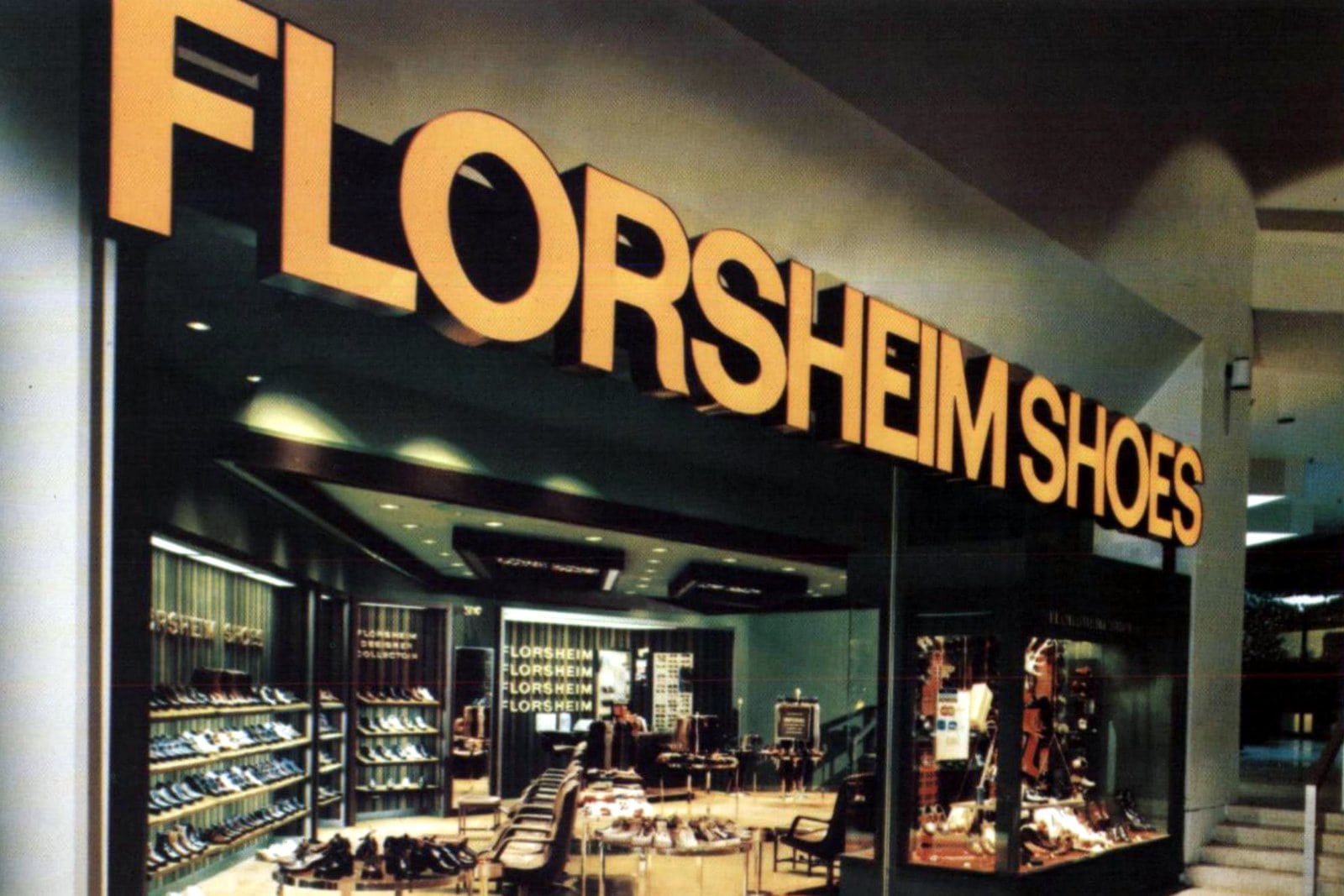 Retro Florsheim Shoes store at a mall (1973)