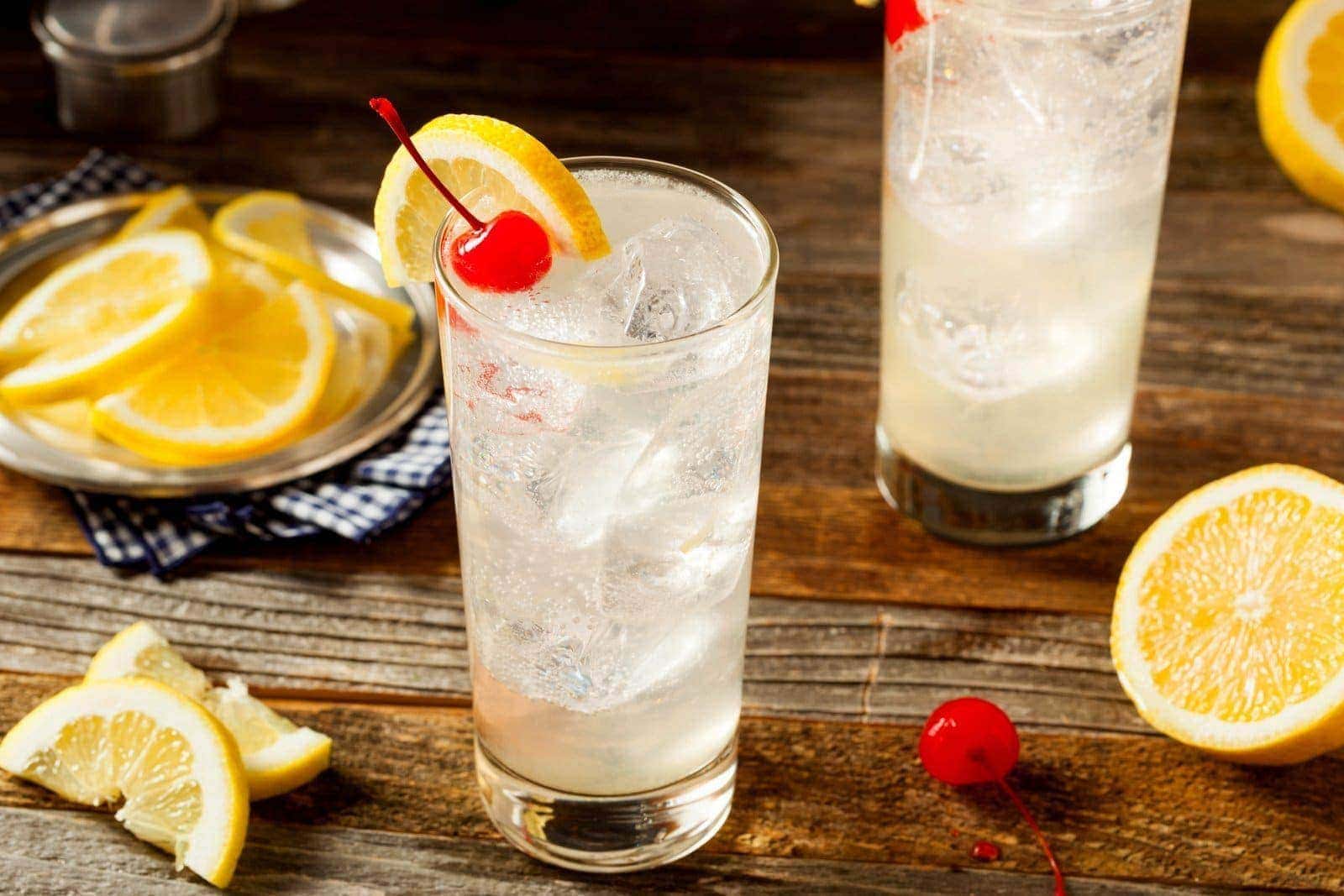 Refreshing Classic Tom Collins Cocktail