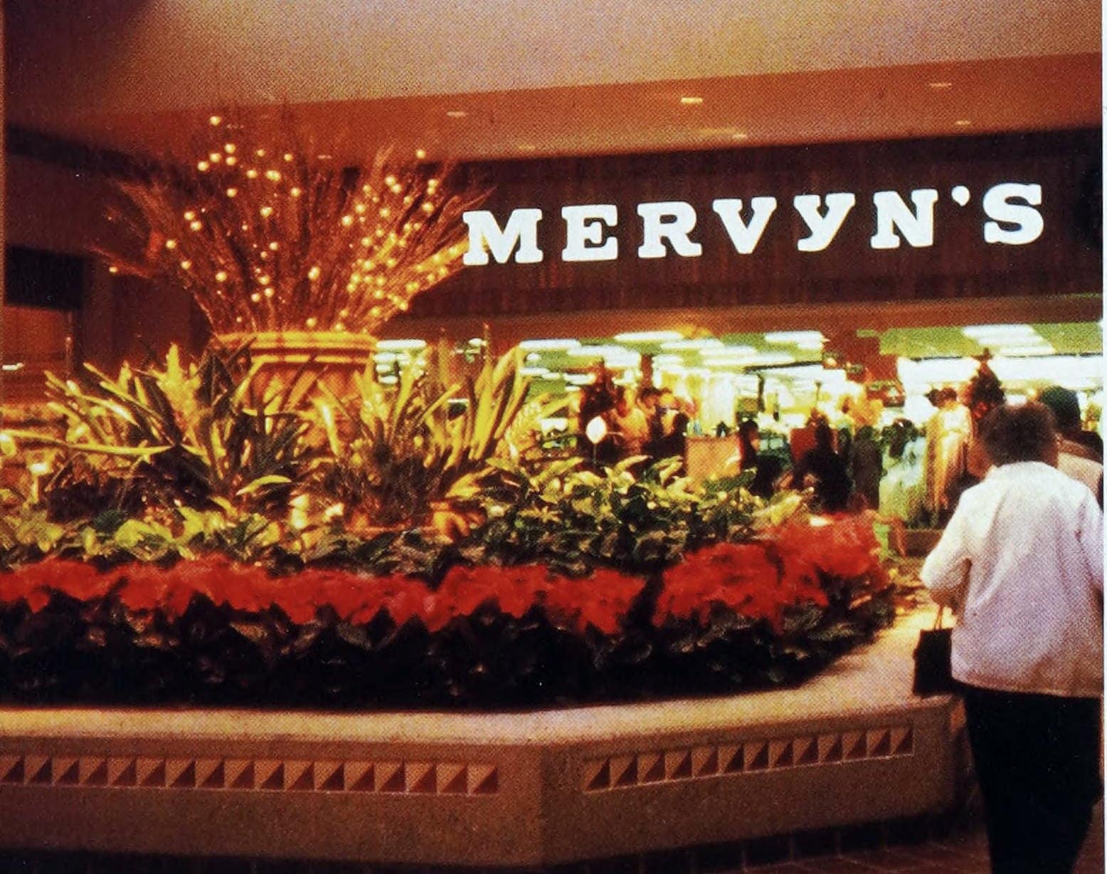 Vintage 1980s Mervyns store